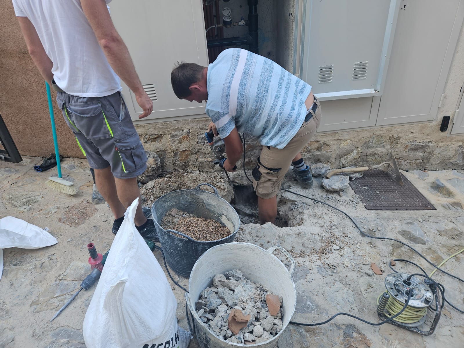 Renovation work image 22